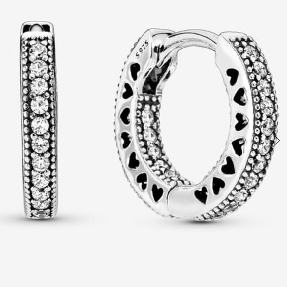 NWT Pandora Pavé Heart Hoop Earrings - Picture 1 of 7